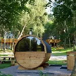 Semesterbostad Duza Woda Dąbrówno