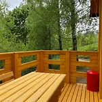 Semesterbostad Duza Woda